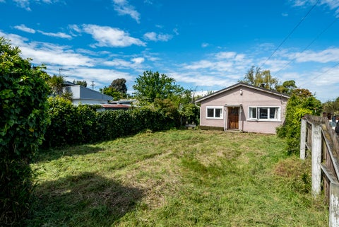 12 Rinaldi Avenue, The Pines Beach, The Pines Beach