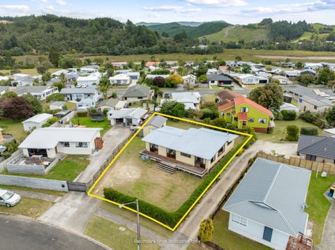 107 Lorraine Place, Whangamata, Whangamatā