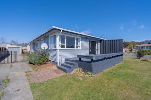 26 Mararoa Drive, Manapouri, Manapouri