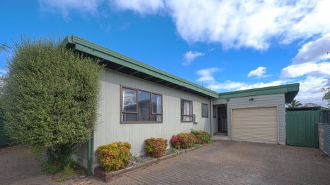 33 Duckworth Crescent, Greenmeadows, Napier