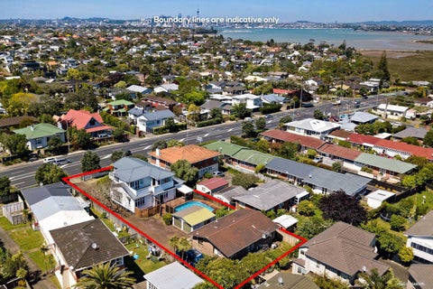 7 Esmonde Road, Takapuna, Auckland