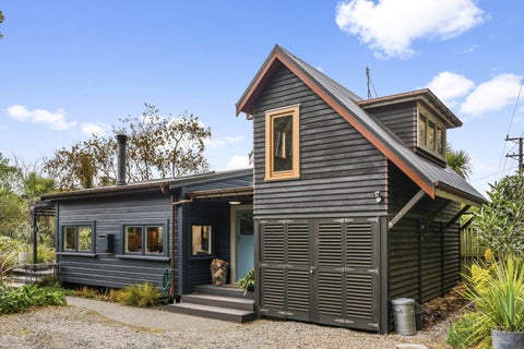 17 Moana Street, Aramoana, Port Chalmers