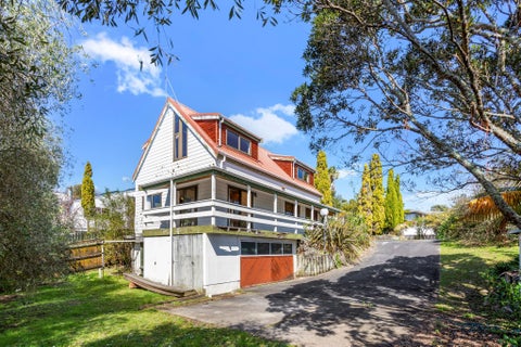 18 Widmore Drive, Massey, Auckland