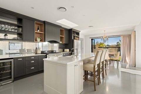 10 St Thomas Avenue, Pyes Pa, Tauranga