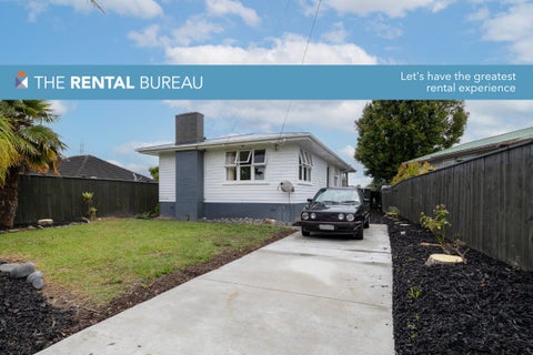 61A Cobham Crescent, Kelston, Auckland