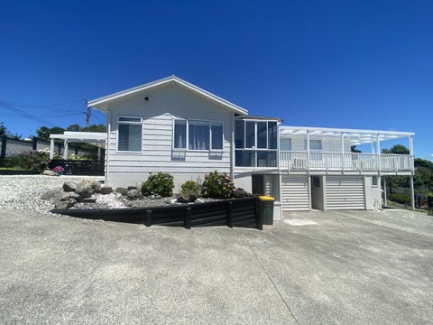 58 Pohutukawa Avenue, Red Beach, Red Beach