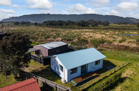 42 Rutherford Drive, Waikanae Beach, Waikanae