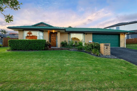 120 Buscomb Avenue, Henderson, Auckland