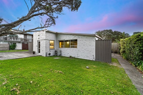 1/15 Omana Road, Milford, Auckland