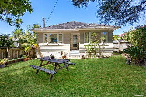 138A Atkinson Road, Titirangi, Auckland