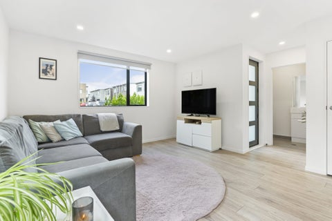 6 Kaman Seasprite Road, Hobsonville, Auckland