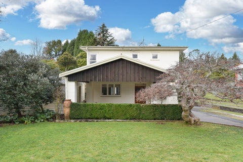 10 Wharepaina Crescent, Springfield, Rotorua