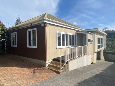 142 Bassett Road, Remuera, Auckland