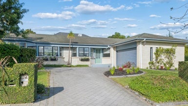 14 MEADOWLAND DRive, somerville, Auckland