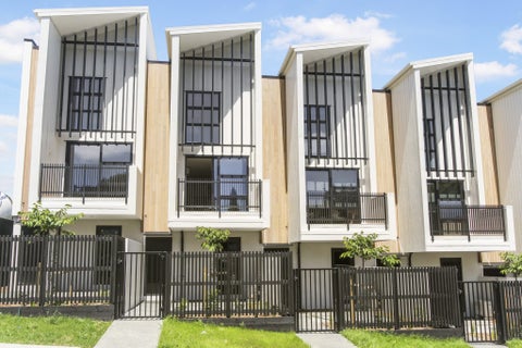 6/5 Dellwood Avenue, Henderson, Auckland