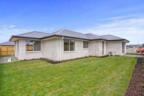 73 Hilton Drive, Amberley, Amberley