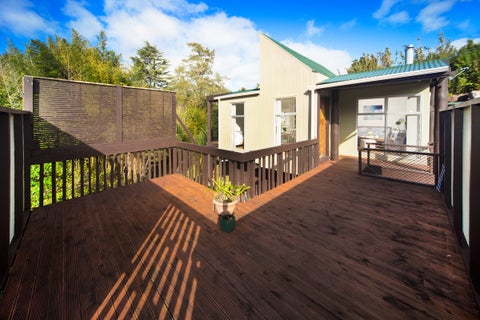 2/103 Eskdale Road, Birkdale, Auckland