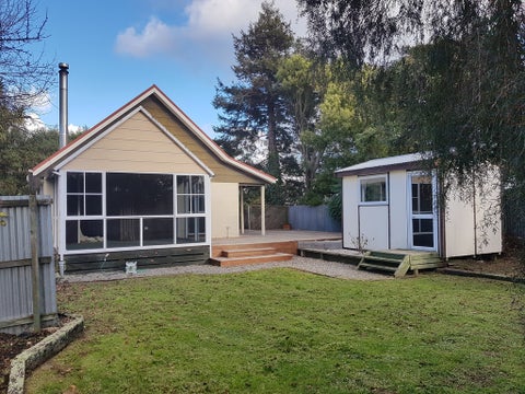 28 Queens Avenue, Waikuku Beach, Waikuku Beach