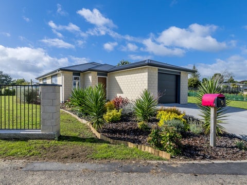 5 Corbin Court, Ohau, Levin
