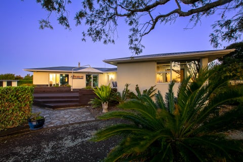 199 Henwood Road, Paraite, New Plymouth