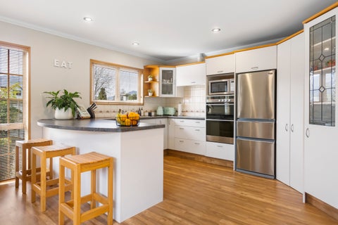 15 Barry Avenue, Cromwell, Cromwell