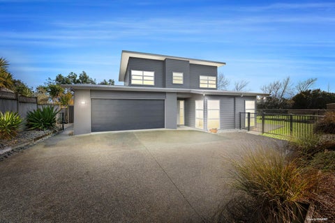25 Fergy Crescent, Wattle Downs, Auckland
