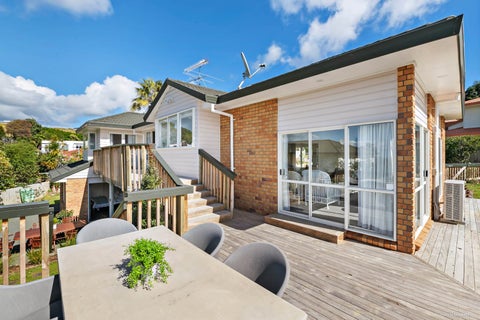 52 Waldorf Crescent, Orewa, Orewa