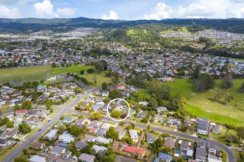7 Scarlet Drive, Ranui, Auckland