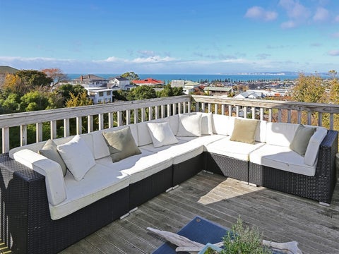 24 Colenso Avenue, Hospital Hill, Napier