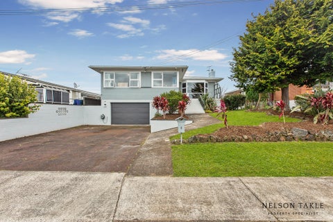 6 Hollinbrigg Place, Manurewa, Auckland
