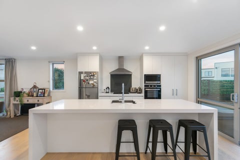 49 Hollowout Street, Takanini, Auckland
