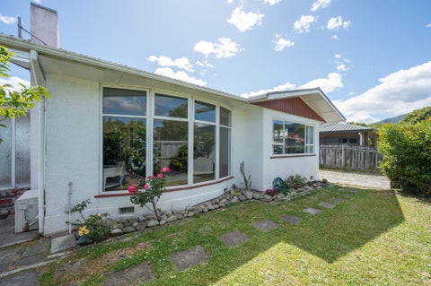 5 Fergusson Street, Stoke, Nelson