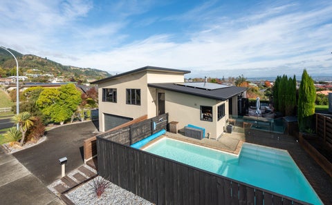 1 Olympus Way, Richmond