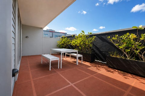 1E/1 Ophir Street, Newton, Auckland