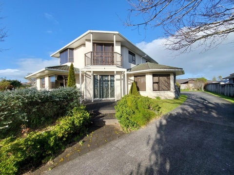 167 Heta Road, Highlands Park, New Plymouth