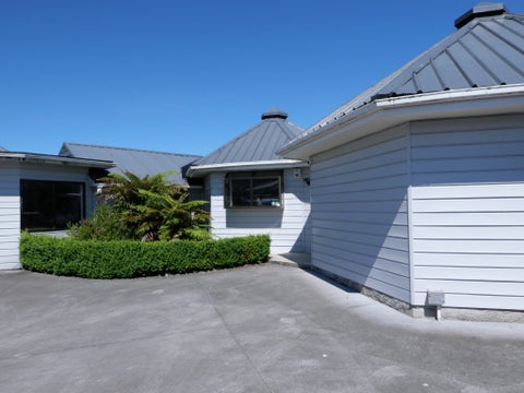 3 Nugget Grove, Raumati Beach, Paraparaumu