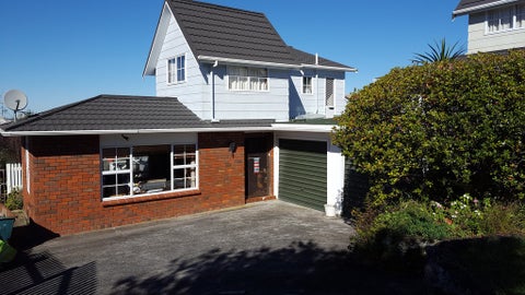 3/3 Pupuke Road, Birkenhead, Auckland