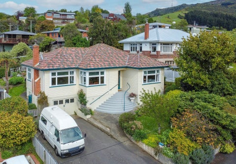 31 Hall Road, Sawyers Bay, Port Chalmers