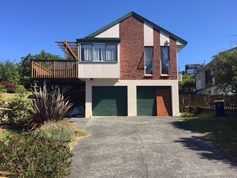 28 Weetman Drive, Browns Bay, Auckland