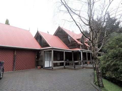 83 Katherine Mansfield Drive, Whitemans Valley, Upper Hutt
