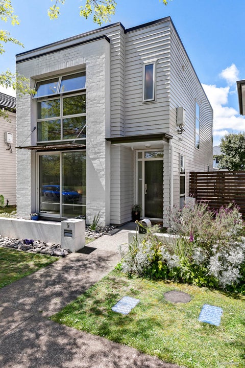 5 Kauri Drive, Takanini, Auckland