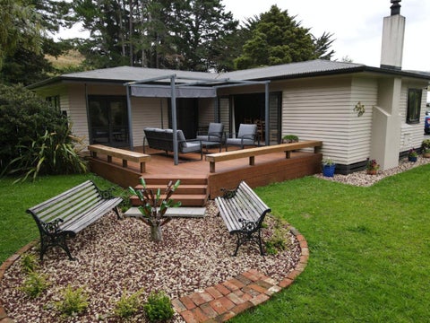 106 River Road, Pongaroa