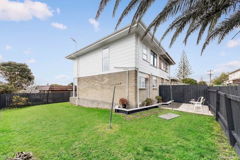 4/92 Lynwood Road, New Lynn, Auckland