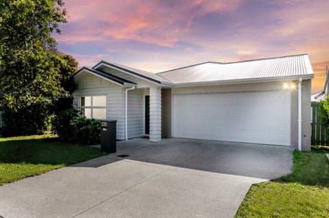 130 Popokatea Drive, Takanini, Auckland