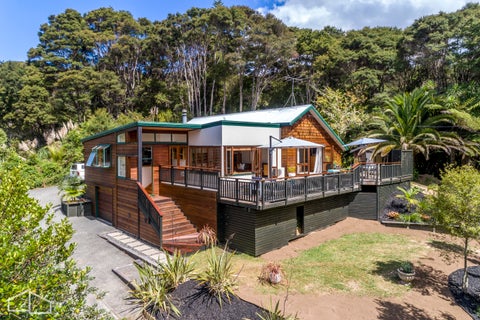 19 Landing Road, Titirangi, Auckland