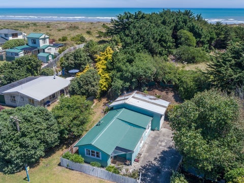 111 Rua Avenue, Waitarere Beach, Levin