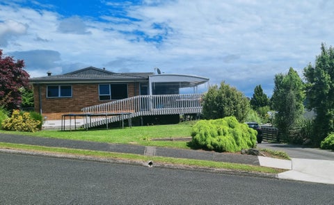41 Russleigh Drive, Dinsdale, Hamilton
