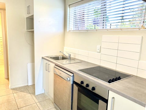 26 Wernham Place, Northcote, Auckland