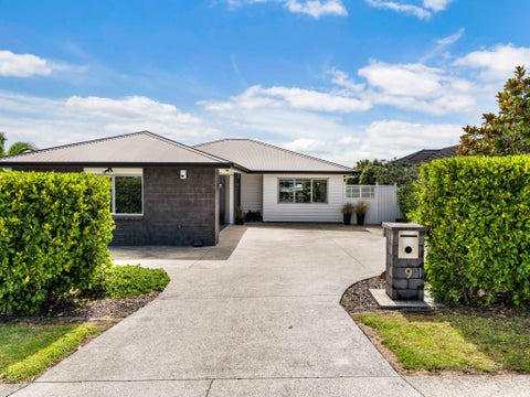9 Artists Avenue, Beachlands, Auckland