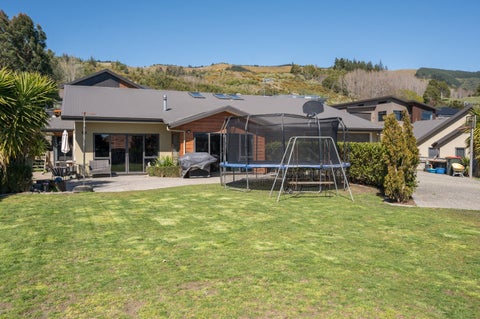 6 Pastures Close, Richmond